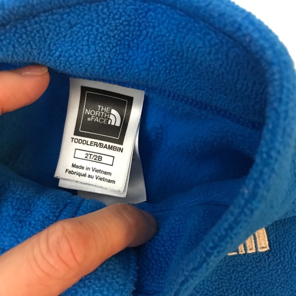 NF fleece 1/4 zipped up polo shirt. - Picture 5 of 7